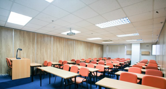 Thế nào là phòng học đảm bảo tiêu chuẩn chiếu sáng?