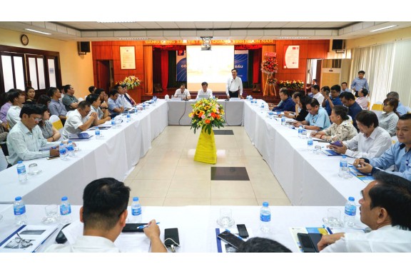 Lãnh đạo Hội VinaLAB thăm và làm việc tại Petrolimex Sài Gòn