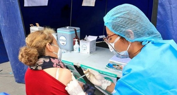 Vaccine Covid-19 Pfizer hoàn tất thử nghiệm, hiệu quả 95%