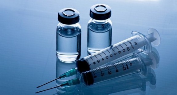 Khó xác minh các tác dụng phụ hiếm gặp của vaccine Covid-19
