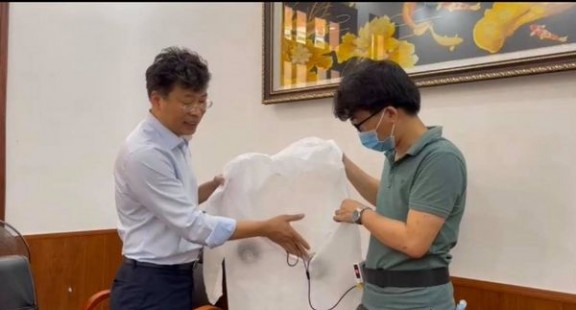 Trang phục bảo hộ chống nóng cho nhân viên y tế