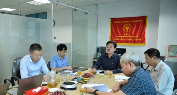 VinaLAB họp sơ kết 6 tháng đầu năm và triển khai nhiệm vụ 6 tháng cuối năm