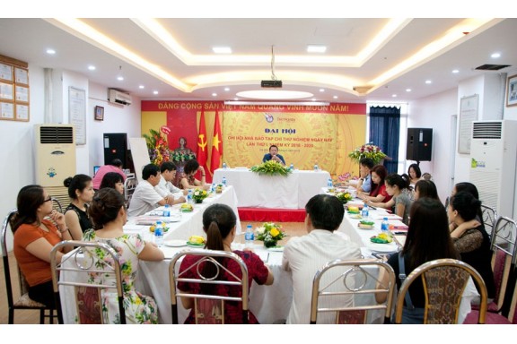The Journalists Association today tested for the first time with the 'beat' together with the Journalists Association of Vietnam