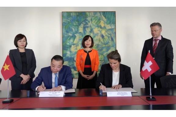 Việt Nam thúc đẩy hợp tác song phương về nghiên cứu và chuyển giao công nghệ với Thụy Sỹ