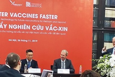 Triển  khai công nghệ sản xuất vắc xin tái tổ hợp hiệu năng cao MutiBac ở Việt Nam