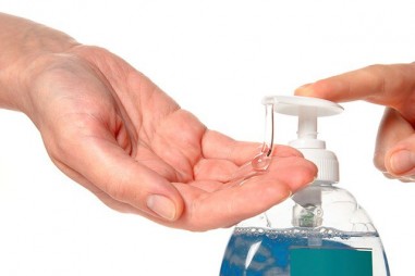Dung dịch rửa tay khô có chứa cồn diệt vi rút hiệu quả như thế nào?