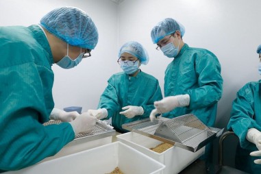 Vắc-xin Covid-19 “made in Vietnam” vượt tiến độ dự kiến, nhiều khả năng sẽ sẵn sàng trong vòng một năm tới