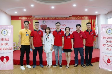 Ngày hội hiến máu tình nguyện tại Trụ sở VinaCert Hà Nội