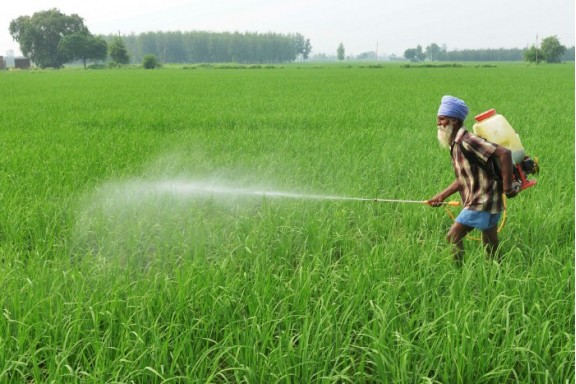 Kháng kháng sinh ở châu Á: Một đại dịch thầm lặng