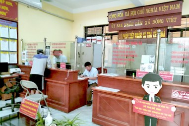 Cải cách hành chính gắn với chuyển đổi số tại Bộ phận Tiếp nhận và Trả kết quả UBND xã Đồng Việt