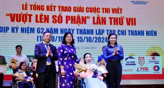 Gần 1.000 bài viết tham dự cuộc thi “Vượt lên số phận” lần thứ VII