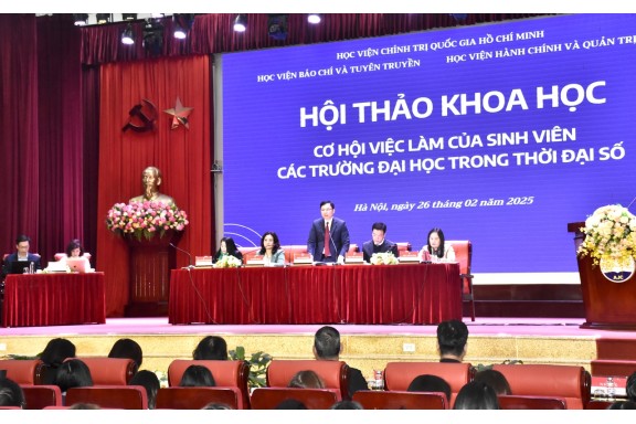 “Cơ hội việc làm của sinh viên các trường đại học trong thời đại số”