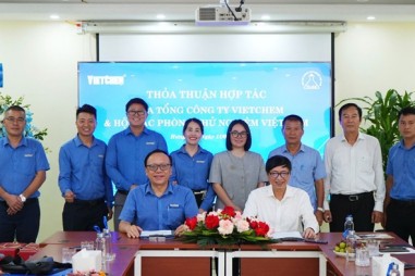 VinaLAB phát triển hệ sinh thái doanh nghiệp cùng VietChem