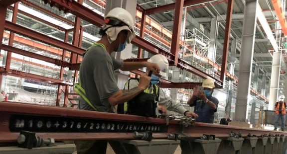 QUATEST 3 nâng cao năng lực thử nghiệm quy trình hàn ray phục vụ metro và đường sắt tốc độ cao
